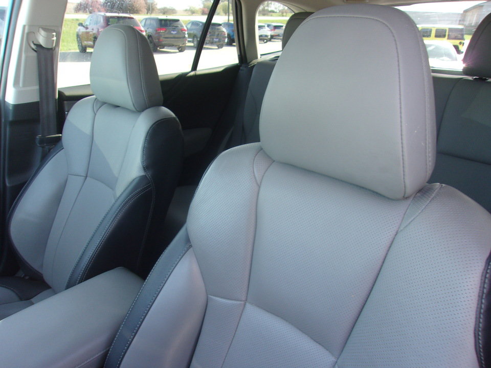 Used 2023 Subaru Outback Limited AWD/4WD image 11