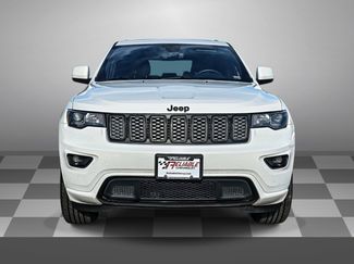 Used 2019 Jeep Grand Cherokee Altitude video 2