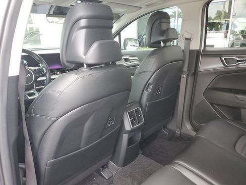 Certified 2023 Kia Sportage SX FWD image 9