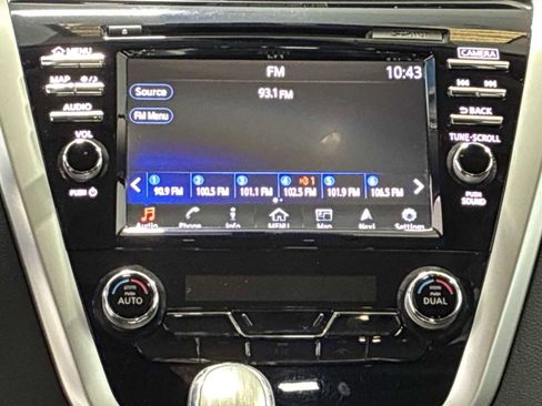 Used 2018 Nissan Murano SV image 12
