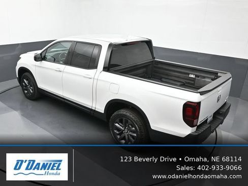 Used 2023 Honda Ridgeline Sport image 15