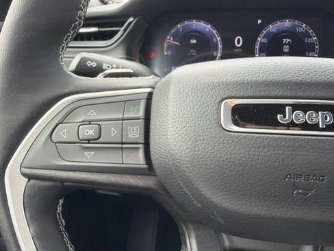 New 2026 Jeep Grand Cherokee Altitude AWD/4WD image 21