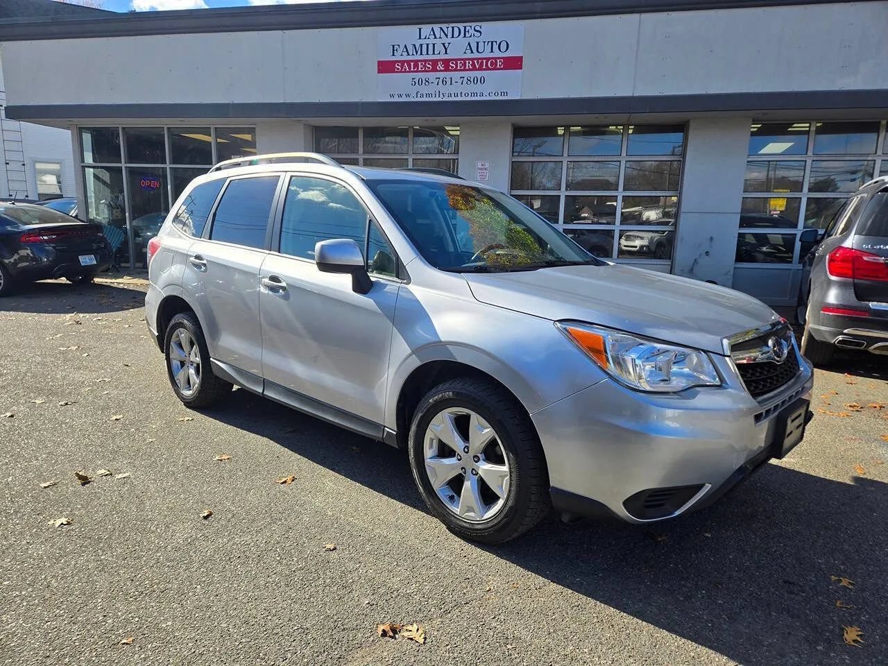 Used 2015 Subaru Forester 2.5i Premium w/ All-Weather Package AWD/4WD image 17