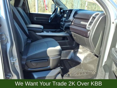 Used 2020 RAM 2500 Big Horn w/ Level 1 Equipment Group AWD/4WD image 28