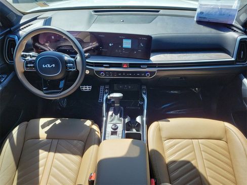 Used 2025 Kia Sorento SX Prestige w/ Olive Brown Leather Package image 15