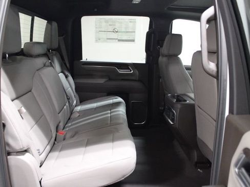 New 2025 GMC Sierra 2500 SLT w/ SLT Premium Package image 46