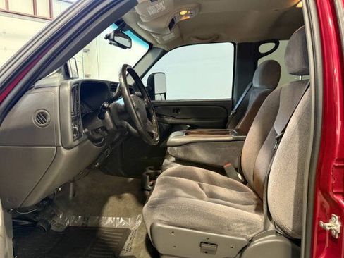 Used 2007 GMC Sierra 2500 SLE w/ Heavy-Duty Power Package AWD/4WD image 15