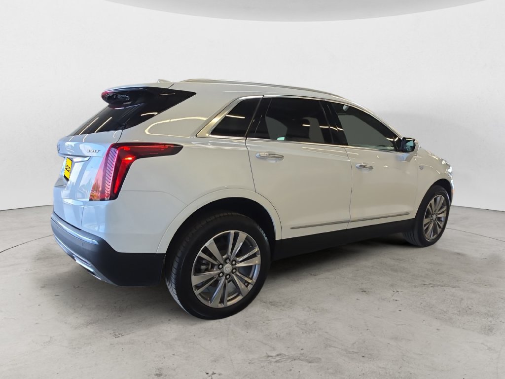 Certified 2025 Cadillac XT5 Premium Luxury AWD/4WD image 8