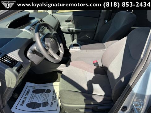 Used 2012 Toyota Prius V Three image 16