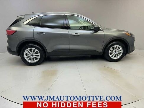 Used 2022 Ford Escape SE w/ Cold Weather Package image 6