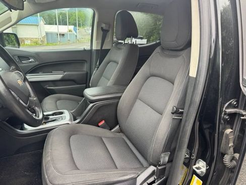Used 2018 Chevrolet Colorado LT AWD/4WD image 17