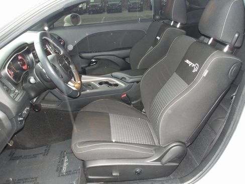 Used 2023 Dodge Challenger SRT Hellcat image 9