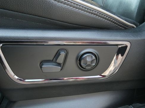 Used 2022 RAM 1500 Limited w/ Body Color Bumper Group AWD/4WD image 28