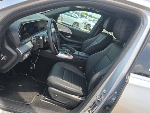 Used 2026 Mercedes-Benz GLE 350 4MATIC w/ Winter Package image 6