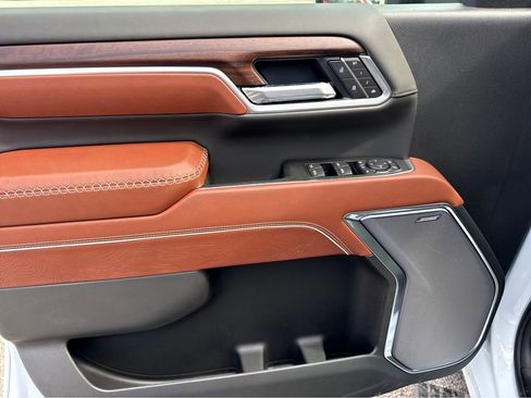 New 2026 GMC Sierra 2500 Denali Ultimate image 9