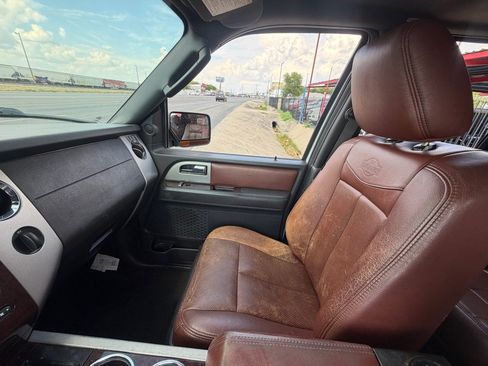 Used 2012 Ford Expedition King Ranch RWD image 15