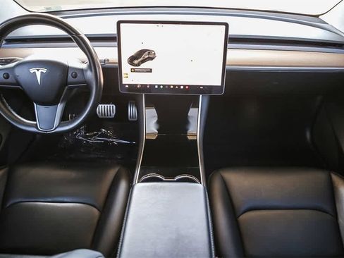 Used 2018 Tesla Model 3 Performance image 10