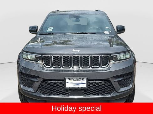 New 2025 Jeep Grand Cherokee Laredo w/ Luxury Tech Group I image 8