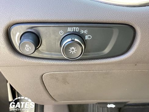 Used 2024 Chevrolet Malibu LT FWD image 23