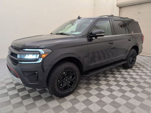 Used 2024 Ford Expedition Timberline image 9