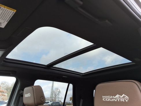 New 2026 Chevrolet Tahoe High Country AWD/4WD image 27