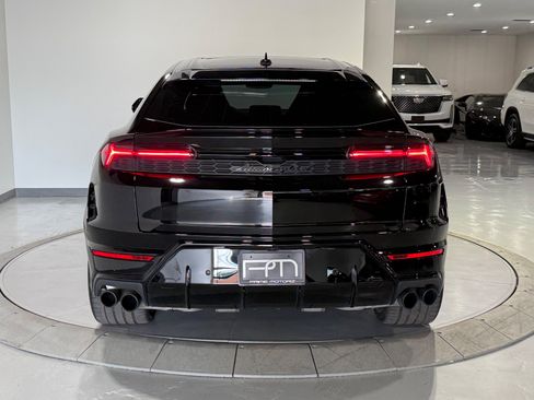 Used 2025 Lamborghini Urus SE AWD/4WD image 16