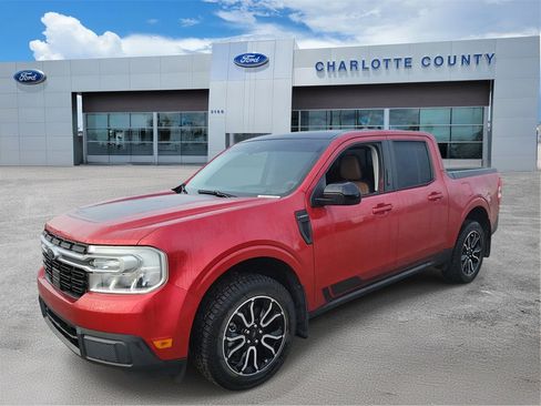 Used 2022 Ford Maverick Lariat w/ Lariat Luxury Package image 2