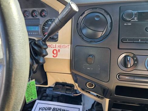 Used 2008 Ford F350 2WD Regular Cab Super Duty image 29