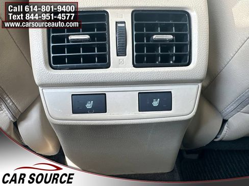 Used 2017 Subaru Outback 2.5i Limited AWD/4WD image 8
