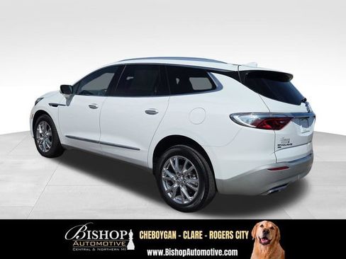 Used 2023 Buick Enclave Premium AWD/4WD image 10