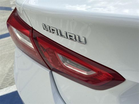 Used 2023 Chevrolet Malibu LT image 29