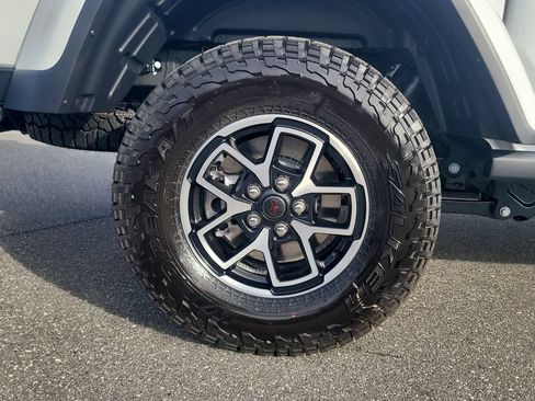 New 2026 Jeep Gladiator Rubicon AWD/4WD image 6