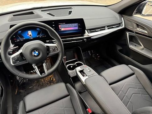 Used 2025 BMW X2 xDrive28i w/ Technology Package image 6