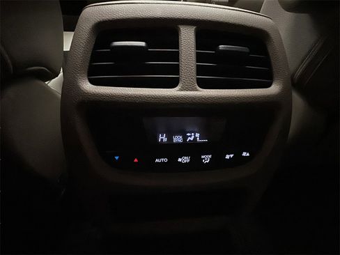 Used 2016 Honda Pilot EX-L image 22