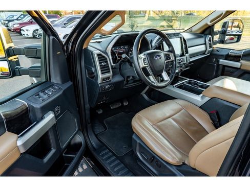 Used 2022 Ford F250 Lariat w/ Tremor Off-Road Package image 10