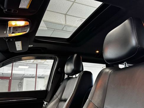 Used 2020 Jeep Grand Cherokee Limited RWD image 8