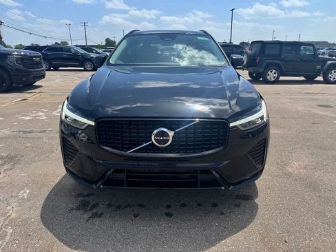 Used 2025 Volvo XC60 B5 Ultra w/ Protection Package Premier AWD/4WD image 2