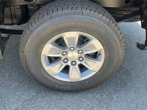 New 2025 Chevrolet Silverado 1500 LT w/ Convenience Package II image 27