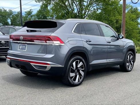Certified 2025 Volkswagen Atlas Cross Sport SEL AWD/4WD image 7