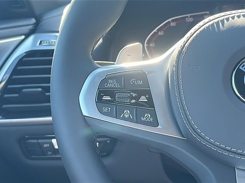 New 2026 BMW 840i Convertible image 20