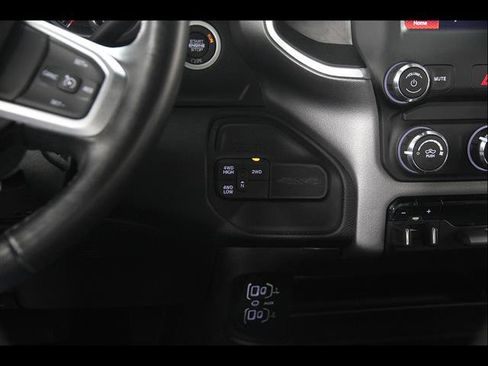Used 2024 RAM 2500 Big Horn AWD/4WD image 13