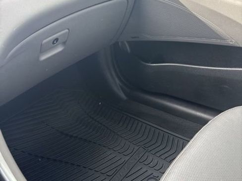 Used 2013 Hyundai Sonata Limited FWD image 18