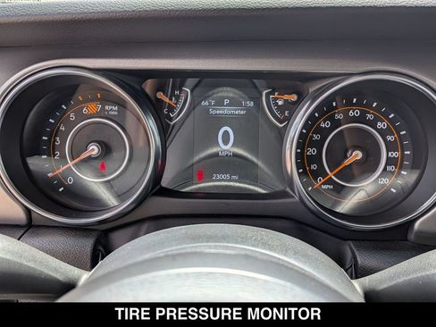 Used 2023 Jeep Wrangler Sport AWD/4WD image 16