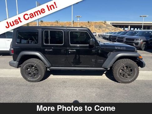 Used 2022 Jeep Wrangler Unlimited Sport image 7