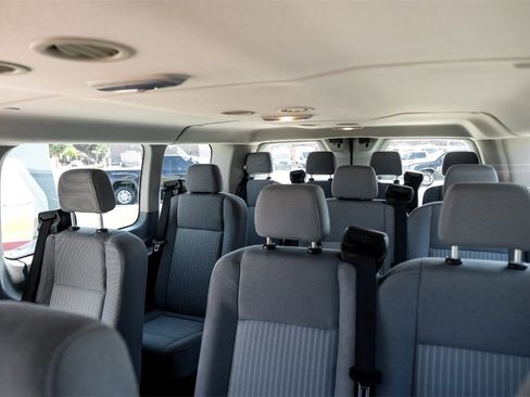 Used 2016 Ford Transit 350 XL image 32