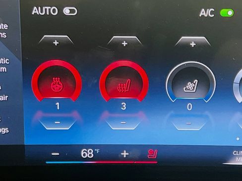 Used 2023 BMW X7 xDrive40i w/ M Sport Package AWD/4WD image 21