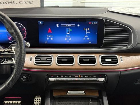 Certified 2024 Mercedes-Benz GLS 450 4MATIC image 11