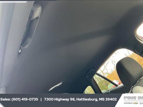 Used 2024 Chevrolet Trax RS w/ Driver Confidence Package image 16