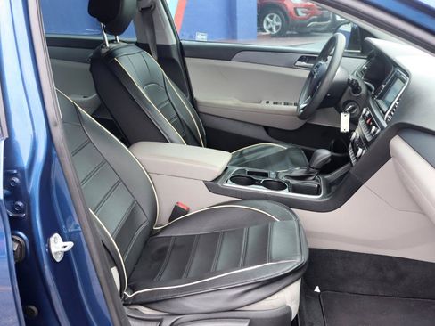 Used 2019 Hyundai Sonata SE FWD image 13