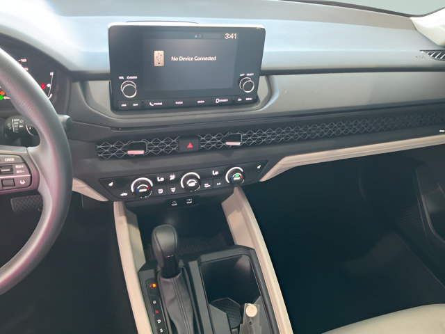 Certified 2025 Honda Accord SE image 18
